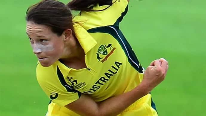 फाइनल मैच से पहले डरी ऑस्ट्रेलियाई गेंदबाज, बोलीः शेफाली, मंधाना को गेंदबाजी नहीं करना चाहती