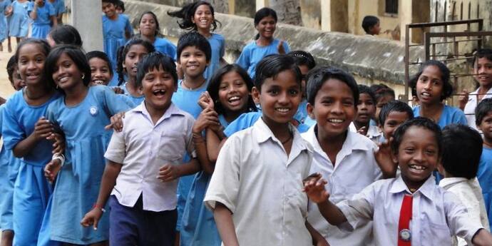 West Bengal Primary Education: রাজ্য সরকারের মুকুটে নয়া পালক, দেশে প্রাথমিক শিক্ষায় শীর্ষে বাংলা