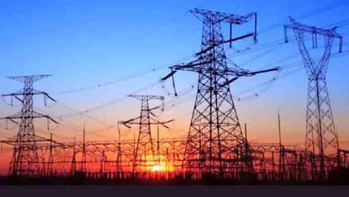 लॉकडाउन के चलते बिजली की मांग घटी, 20 मार्च से 28 प्रतिशत घटकर 1,17,000 मेगावाट पहुंची