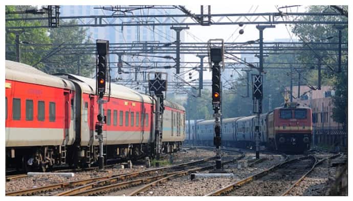 कोरोना का कहर : रेलवे ने 31 मार्च तक सभी ट्रेनों को किया रद्द, मालगाड़ी पर कोई रोक नहीं