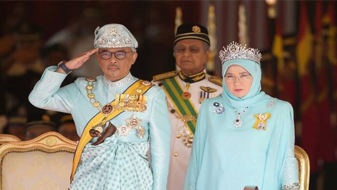 मलेशिया राजमहल के 7 कर्मचारी कोरोना से संक्रमित, राजा-रानी ने खुद को किया क्वारेंटाइन
