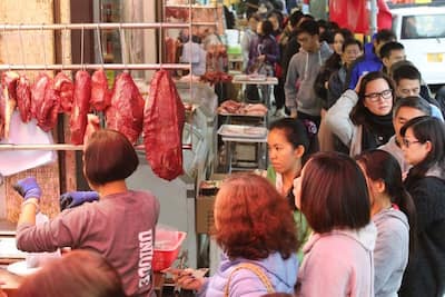चीन के बाद अब ये देश फैला रहे कोरोना, आज भी खुलेआम बेच रहे चमगादड़ का मांस