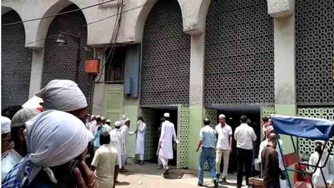 प्रयागराज में मस्जिद में मिले 7 इंडोनेशियन समेत 37 लोग, 9 लोग हुए थे मरकज तबलीगी जमात में शामिल