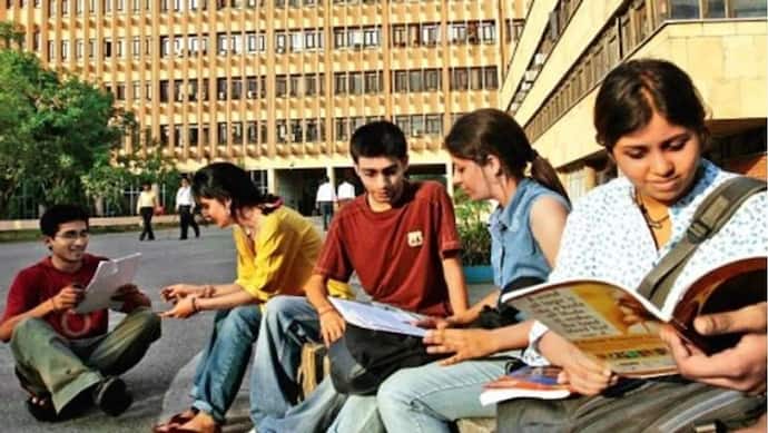Delhi University Exam: 10 दिन और टाला गया अंतिम वर्ष के छात्रों का ऑनलाइन ओपन बुक एग्जाम, देखें अपडेट