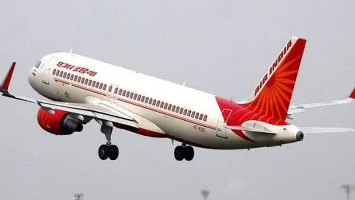 एयर इंडिया ने शुरू की बुकिंग, 4 मई से घरेलू और 1 जून से अंतरराष्ट्रीय उड़ानों के लिए कर सकेंगे बुकिंग