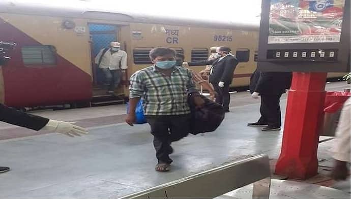 847 मजदूरों को लेकर महाराष्ट्र से यूपी पहुंची स्पेशल ट्रेन, बोले- हमने तो छोड़ दी थी घर पहुंचने की उम्मीद