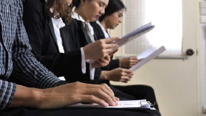 खुशखबरी:  प्रमोट किए जाएंगे कानून की पढ़ाई करने वाले सभी छात्र, फाइनल इयर वालों को देनी होगी परीक्षा