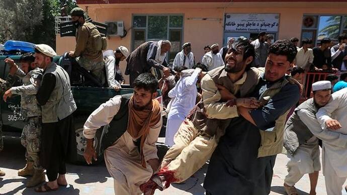 अफगानिस्तान : पुलिस अफसर के जनाजे में आत्मघाती हमला, 50 लोगों की मौत