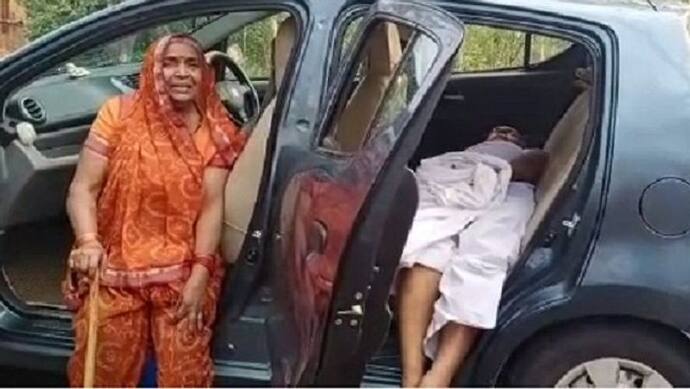 बीमार पिता का इलाज कराने बेटा पुलिस से करता रहा मिन्नतें, आखिर में बुजुर्ग की वहीं हो गई मौत