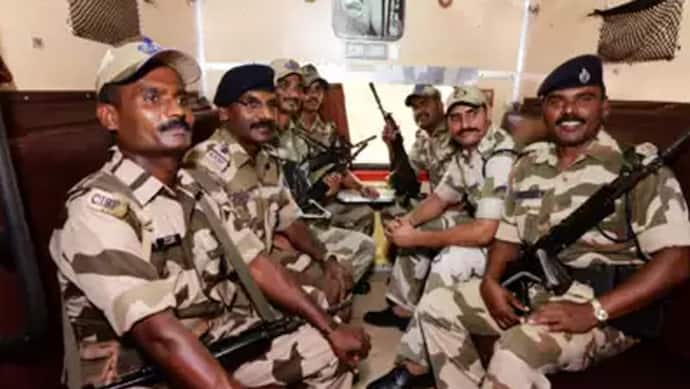 महाराष्ट्र में कोरोना से 24 घंटे में 51 मौत, पुलिसकर्मियों को आराम देने के लिए केंद्रीय सुरक्षा बल तैनात
