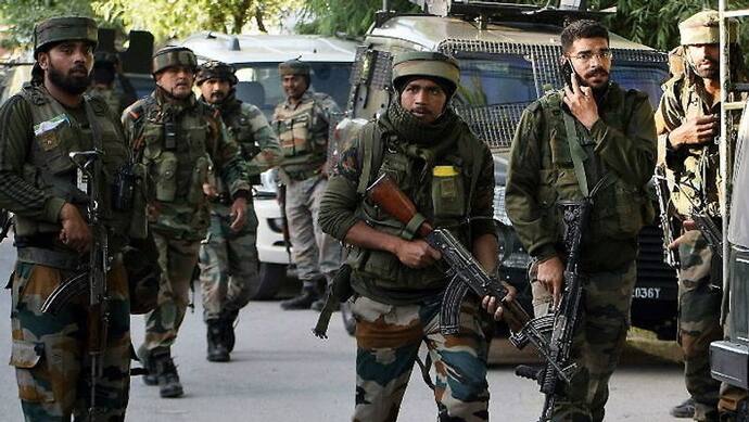 आतंकियों की गोलियों से थर्राया जम्मू-कश्मीर: एक घंटे के भीतर तीन-तीन हमले