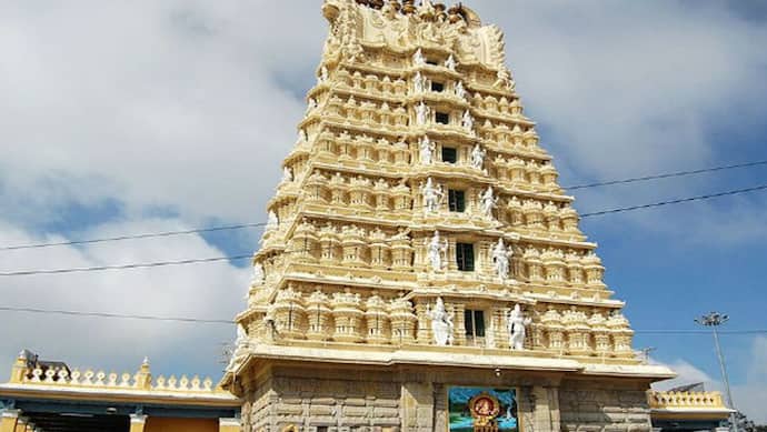 कर्नाटक में 1 जून से खुलेंगे मंदिर, 52 मंदिरों में कल से ऑनलाइन सेवा बुकिंग होगी शुरू