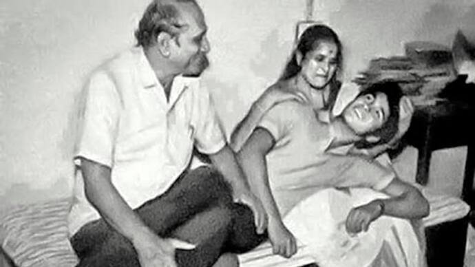 मम्मी-पापा के लाडले रहे हैं सचिन तेंदुलकर शेयर की पुरानी तस्वीर, इमोशनल मेसेज पढ़ गदगद हो उठे फैंस