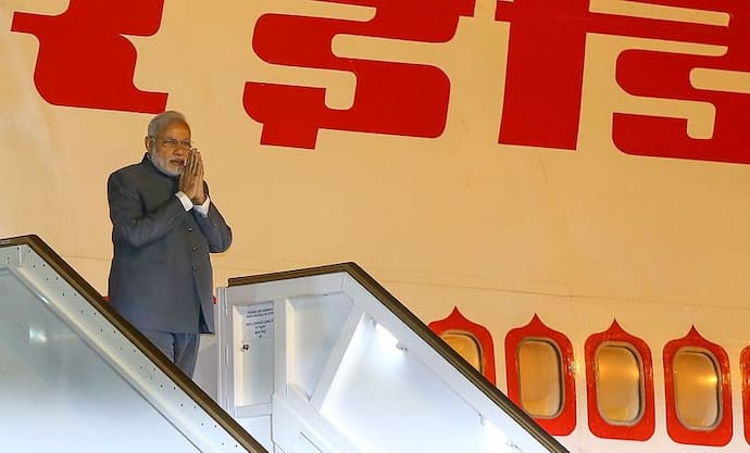 ट्रंप के विमान को टक्कर देगा PM मोदी का बोइंग 777, देश के गणमान्य ही भरेंगे उड़ान, जानिए क्यों है खास
