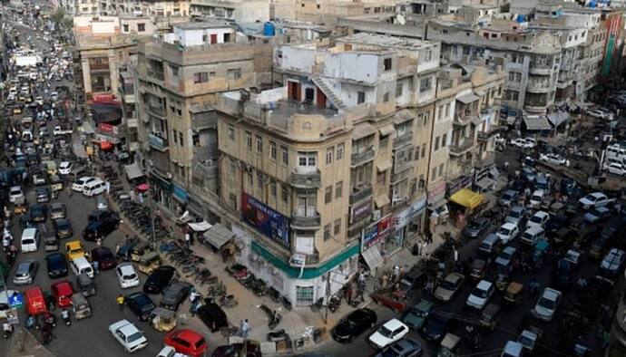 ইমরানের 'দম্ভ ভেঙে' দিল  বিশ্ব স্বাস্থ্য সংস্থার একটি আবেদন, দক্ষিণ এশিয়ায় উদ্বেগ বাড়াচ্ছে পাকিস্তান