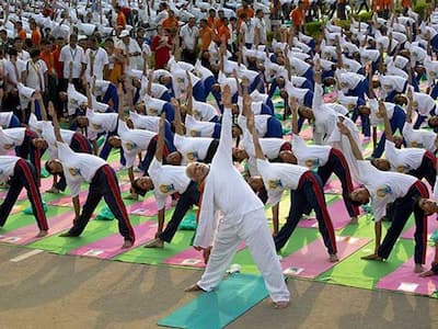 International Yoga Day 2020: अंतरराष्ट्रीय योग दिवस; जानिए कैसे विश्व योगगुरु बना भारत