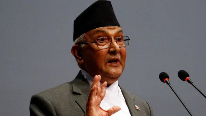 नेपाल में घमासान: PM ओली बोले- हमारी सरकार गिराने के लिए दिल्ली में चल रहीं बैठकें