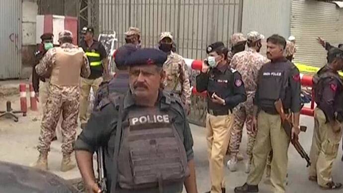 24 साल बाद पाकिस्तान पहुंची इस देश की क्रिकेट टीम, दहशत ऐसी की सुरक्षा में लगा दिए 4,000 सुरक्षाकर्मी