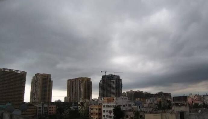 Weather Report Today: আজ একাধিক জেলায় বৃষ্টির সম্ভাবনা, সপ্তাহান্তে ভিজতে পারে কলকাতাও