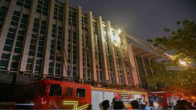गुजरात : अहमदाबाद में बड़ा हादसा, हॉस्पिटल में लगी आग; 8 कोरोना मरीजों की मौत; 41 को किया गया रेस्क्यू