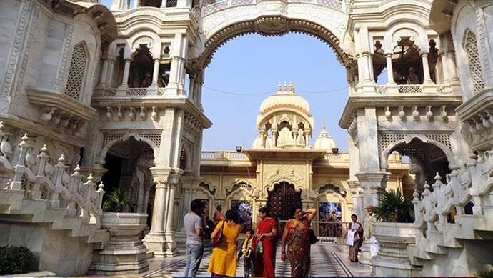 श्री कृष्ण जन्माष्टमी से पहले ही वृन्दावन का ये प्रसिद्ध मंदिर किया गया सील, जानें क्या है वजह