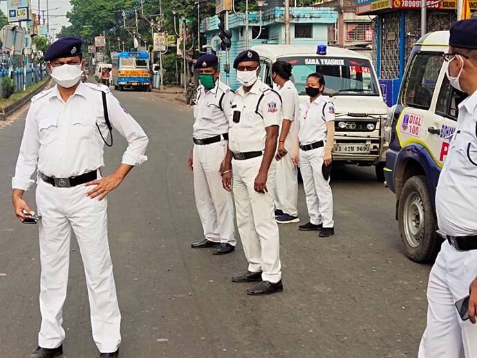 Kolkata Crime News:  জোড়া খুন শহরে, চাপচাপ রক্তে ভাসল বাঁশদ্রোণী-টালিগঞ্জ, তদন্তে পুলিশ