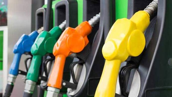 Petrol Diesel Price: महीनों बाद अब सस्ता हुआ डीजल, जानें किस-किस शहर में कितना है दाम