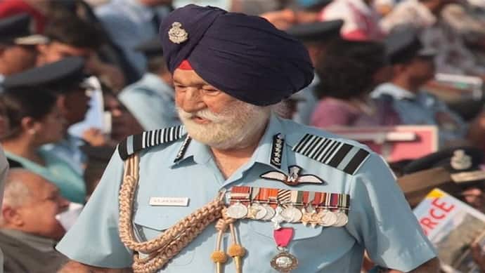 भारतीय वायुसेना ने 'मार्शल ऑफ द एयरफोर्स' अर्जन सिंह को तीसरी पुण्यतिथि पर किया याद, अर्पित की श्रद्धांजलि