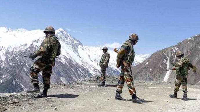 भारत - चीन सीमा विवाद के बीच बीते 3 हफ्तों में भारतीय सेना ने LAC की 6 चोटियों पर किया कब्जा
