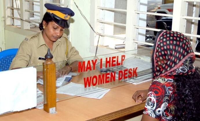 योगी सरकार का बड़ा फैसला: प्रदेश में सेफ रहें महिलाएं, इसलिए अब हर थाने में होगी महिला डेस्‍क