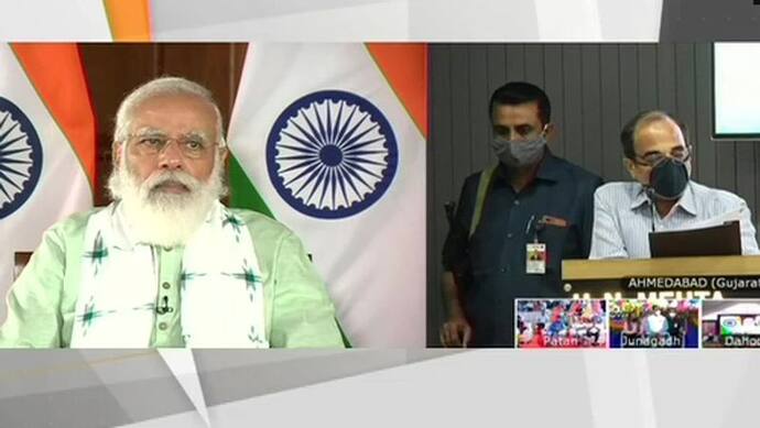 PM मोदी ने गुजरात में 3 परियोजनाओं की शुरुआत की, बोले- ये तीनों राज्य की शक्ति, भक्ति, स्वास्थ्य के प्रतीक
