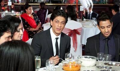 इतने अमीर होने के बाद भी शाहरुख खान नहीं चुकाते हैं दोस्तों के खाने का बिल, जानें क्या है वजह?