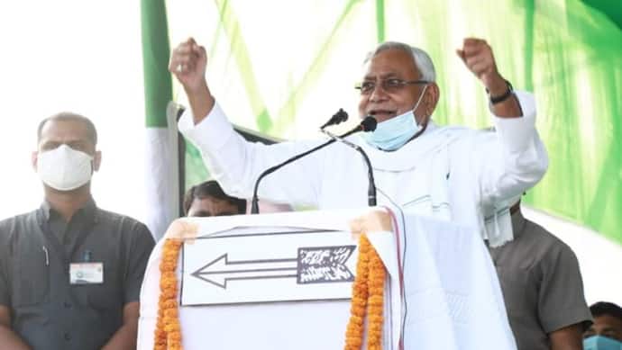 NDA এগিয়ে গেলেও নীতিশের মুখ্যমন্ত্রীর পদ নিয়ে জল্পনা শুরু, বিহারে সবথেকে শক্তিশালী BJP