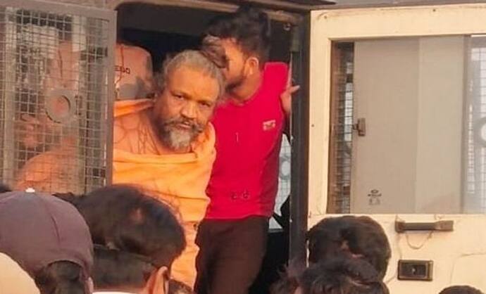 दीवाली खुशियां लेकर आई: कंप्यूटर बाबा को मिली जमानत, चार दिन से इंदौर सेंट्रल जेल में थे बंद