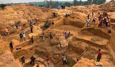 भारत के इस गांव में मिला हीरे का भंडार! पता चलते ही पहाड़ खोद पत्थर लूटने लगे ग्रामीण