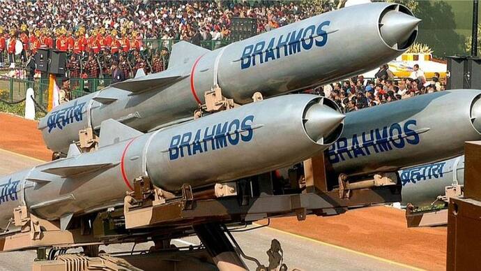 भारत के BrahMos Missile से चीनी खतरे का सामना करेगा फिलीपींस, 2770 करोड़ का सौदा तय