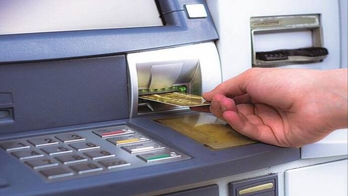 ATM से ट्रांजेक्शन फेल होने पर रोजाना 100 रुपया मुआवजा! जानें क्या है नियम