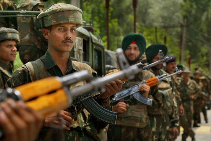 Indian Army Recruitment: 12वीं पास के लिए फौज में निकली बंपर भर्तियां, 13 मार्च तक करवाएं अपना रजिस्ट्रेशन