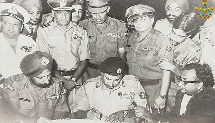 1971 War: ভারতকে পাকিস্তানের চেয়ে অনেক গুণ এগিয়ে দিয়েছিল একাত্তরের যুদ্ধ