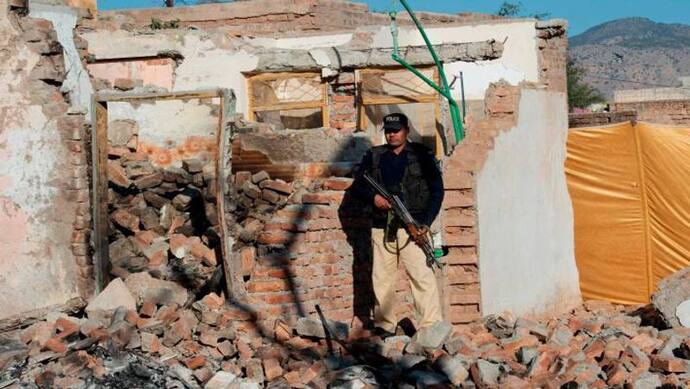 पाकिस्तान: SC की फटकार- 2 हफ्तों में बने तोड़ा गया मंदिर, यह घटना अंतरराष्ट्रीय शर्मिंदगी की वजह