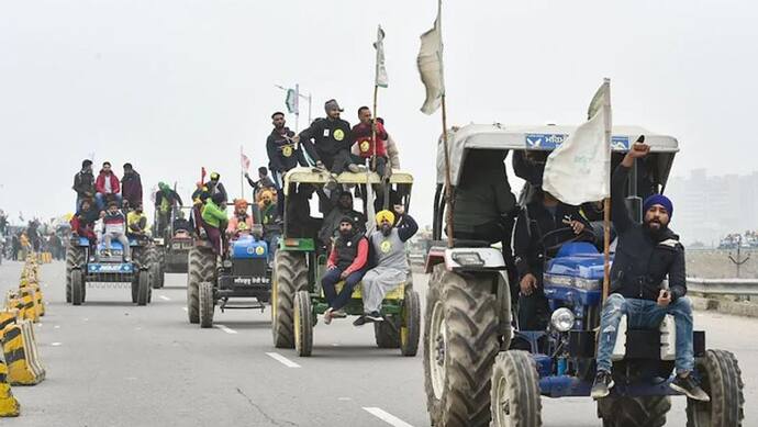 आंदोलन: ट्रैक्टर मार्च में 15 किमी. लंबी लाइन लगी, किसानों ने कहा- 2024 तक आंदोलन के लिए तैयार