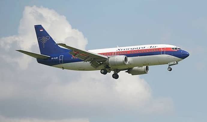 62 लोगों की सवारी लिए हवा में गायब हुआ इंडोनेशिया का विमान, उड़ान भरने के 4 मिनट में ही टूटा संपर्क