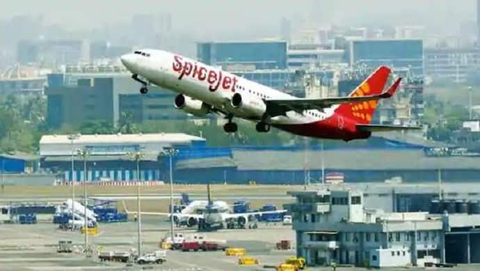 SpiceJet दे रहा है 899 रुपए में हवाई यात्रा का ऑफर, उठा सकते हैं इसका फायदा