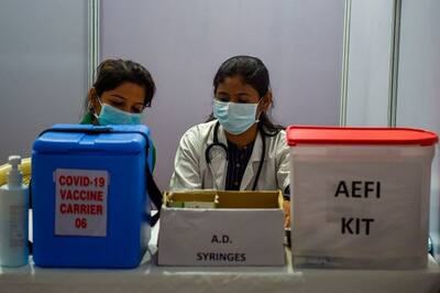 जैसे भारत में मतदान होता है वैसी वैक्सीनेशन की व्यवस्था, टीका लगवाने से घर जाने तक आपके साथ क्या-क्या होगा?
