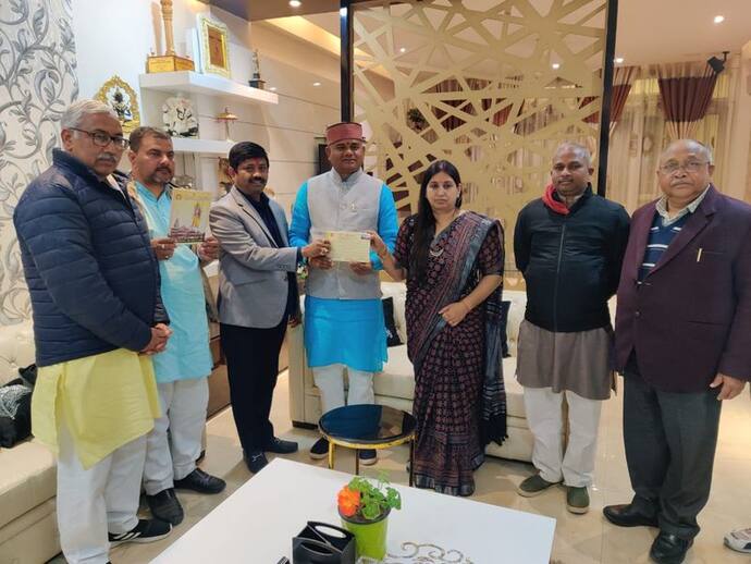 राम मंदिर निर्माण के लिए योगी के मंत्री Nand Gopal Nandi ने दिया 1.25 करोड़ दान, एकत्रित धन से होंगे ये काम