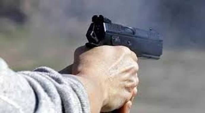 महाराष्ट्र में बढ़ता क्राइमः बंदूक की नोक पर की लूट, पेट्रोल पंप कर्मचारी से लूटी दिनभर की कमाई