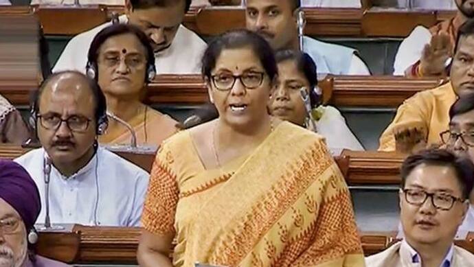 राज्यसभा : निर्मला सीतरमण का कांग्रेस पर तंज- मुद्रा योजना गरीबों के लिए थी, ना कि किसी 'दामाद' के लिए
