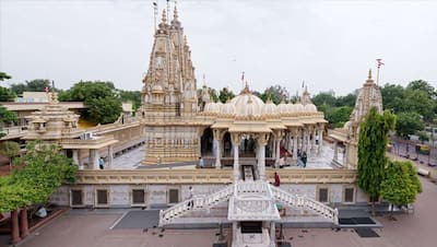 इतिहास में 24 फरवरी, यहां सामने आया था दुनिया का पहला स्वामीनारायण मंदिर, जानिए कुछ फैक्ट्स