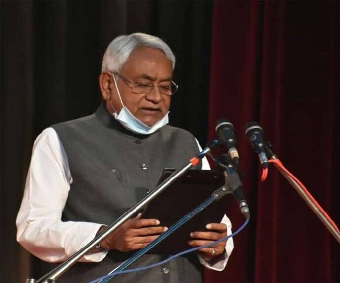 CM Nitish Kumar birthday, know 15 special things related to him