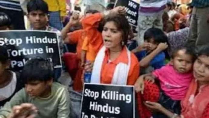 पाकिस्तान में नहीं थम रहा हिंदुओं पर अत्याचारः एक ही परिवार के 5 लोगों का मर्डर, कुल्हाड़ी-चाकू से काटा